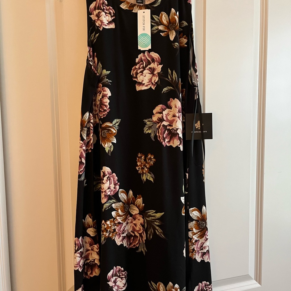 Floral Sleeveless Black Dress